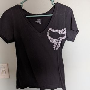 Hand embroidered cardinal t-shirt